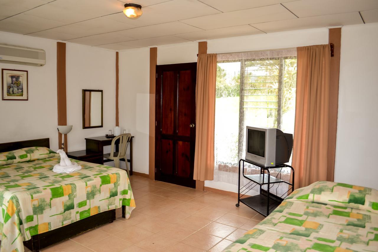 Termales Del Bosque & Hot Springs Otel La Marina Dış mekan fotoğraf