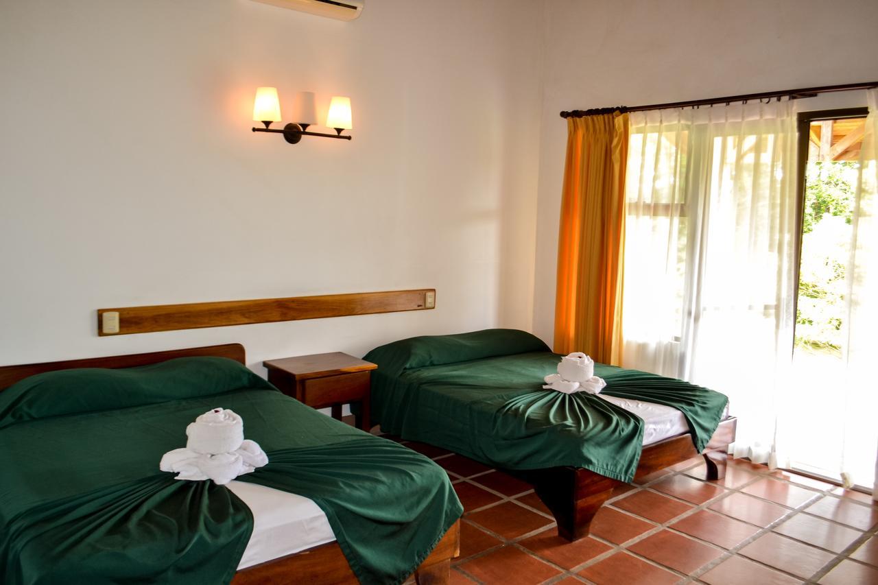 Termales Del Bosque & Hot Springs Otel La Marina Dış mekan fotoğraf